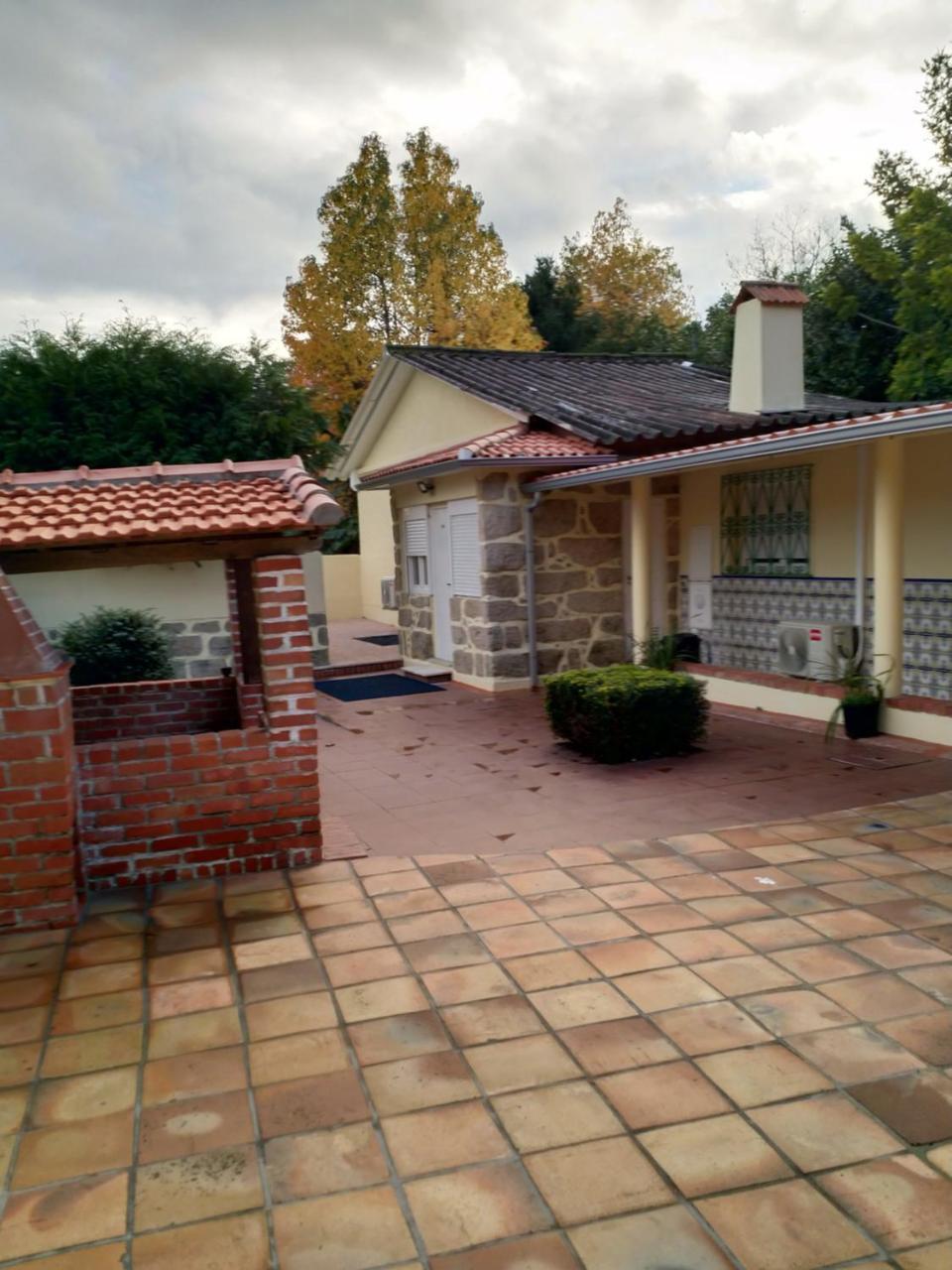 Metro Vilar Suites & Villas Vilar do Pinheiro Eksteriør billede